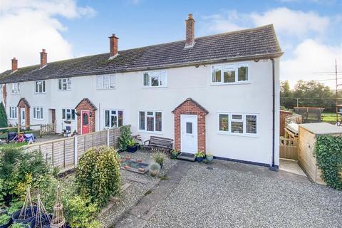 3 bedroom terraced house for sale, Church Close, Onibury, Craven Arms