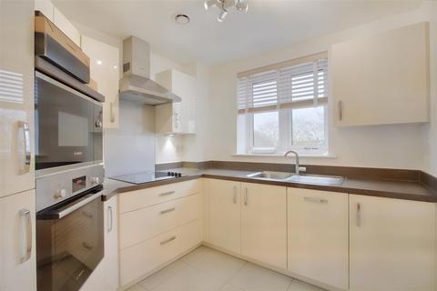 2 bedroom apartment for sale, Oakhill Place, High View, Bedford, Bedfordshire, MK41 8FB