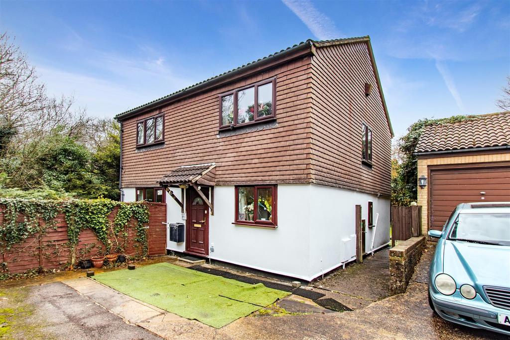 Beeches Farm Road, Crowborough 4 bed house £480,000