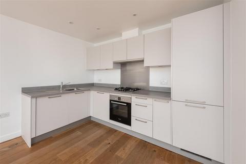 1 bedroom apartment for sale, Chaucer House, Wheatley Road, Whitstable