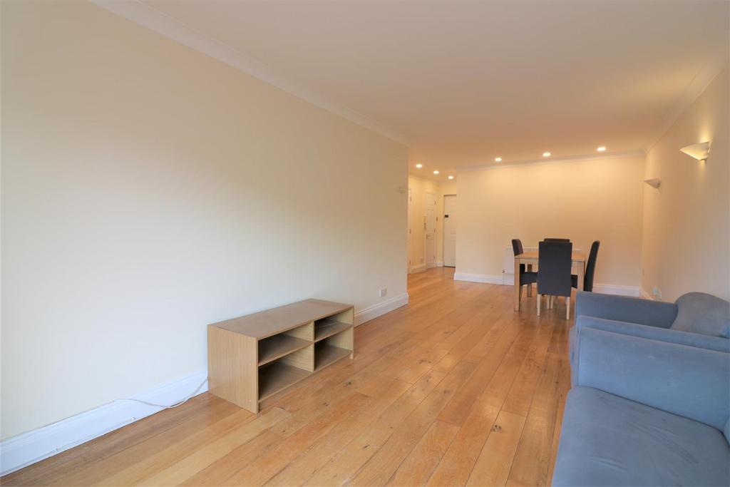 Lockview Court, 67 Narrow Street, E14... 2 bed apartment £2,100 pcm (£485 pw)