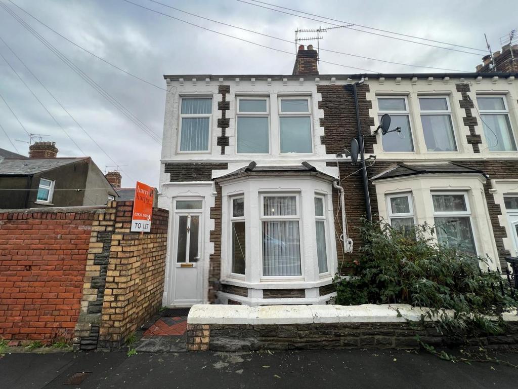 Florence Street, Splott, Cardiff 3 bed end of terrace house £1,100
