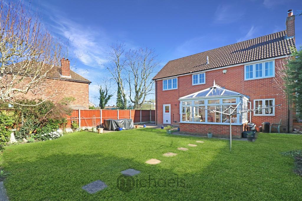 Shrub End Road, Colchester, CO3 4 bed detached house £575,000