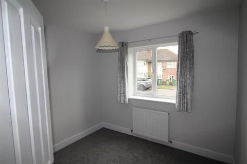 2 bedroom maisonette to rent, Gainsford Road, Bitterne