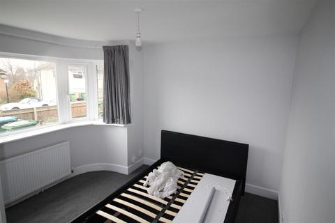 2 bedroom maisonette to rent, Gainsford Road, Bitterne