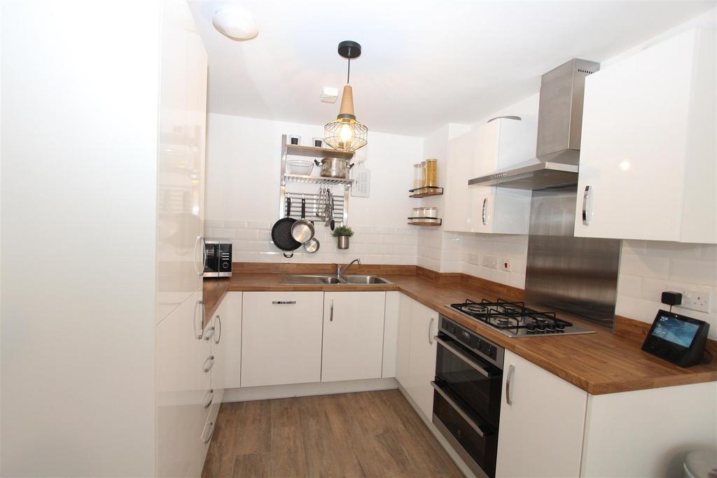Cambria Walk, Charlotte Street, Sittingbourne 3 bed terraced house £