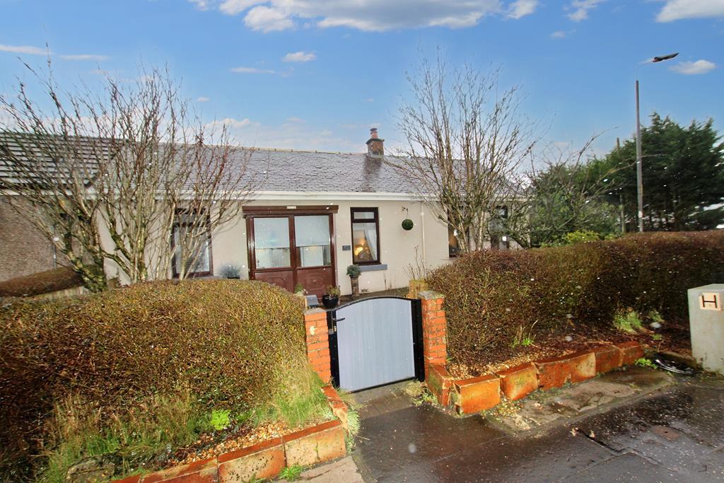 Main Street, Bogside, Wishaw 2 bed semidetached bungalow for sale £