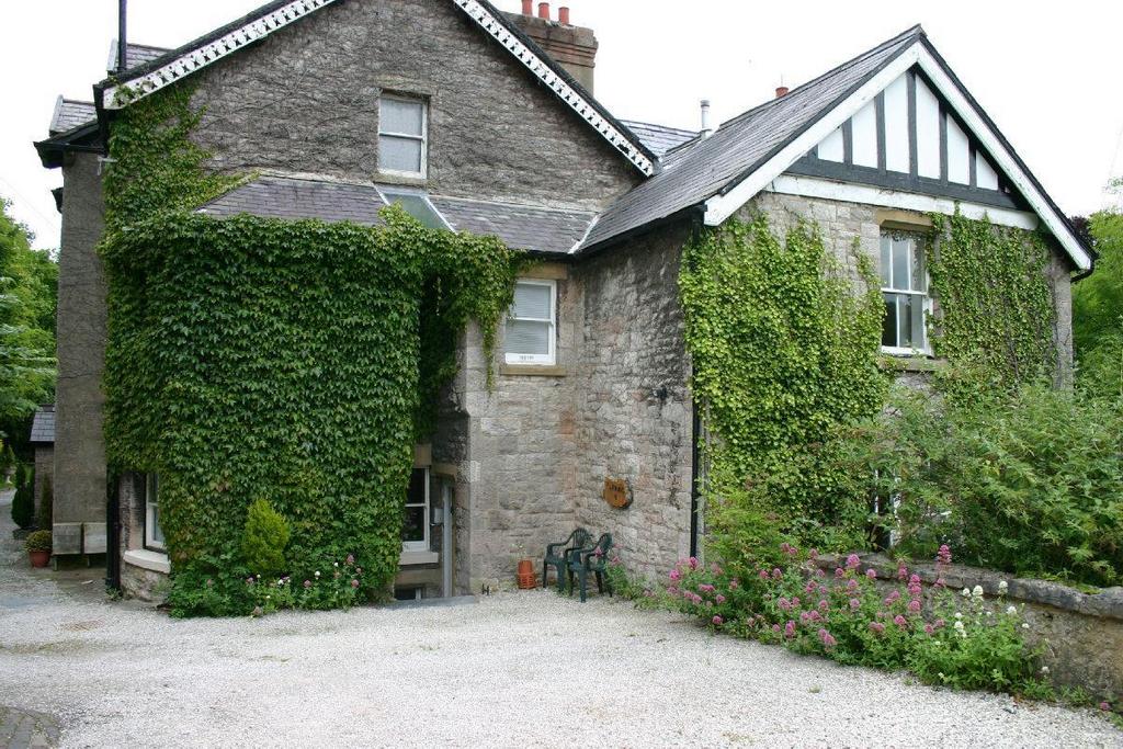 Nant Y Glyn Road, Colwyn Bay 8 bed detached house for sale £350,000
