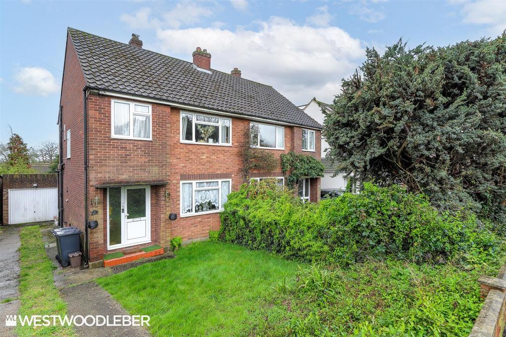 Cuffley Hill, Waltham Cross EN7 3 bed semidetached house for sale £599,995
