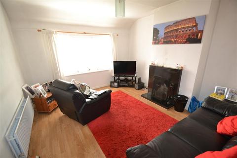 10 Campsey Gardens, Dagenham, RM9 4DT