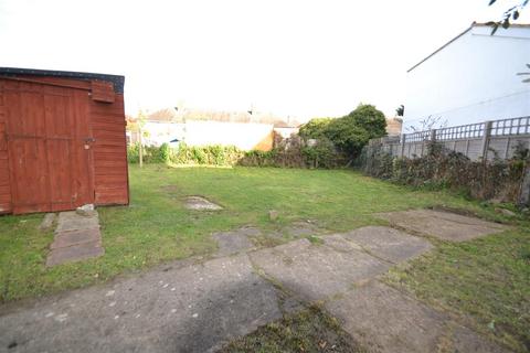 10 Campsey Gardens, Dagenham, RM9 4DT