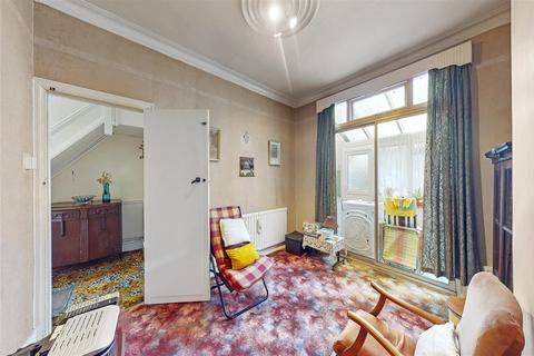 79 Fernbank Avenue, Wembley, HA0 2TT