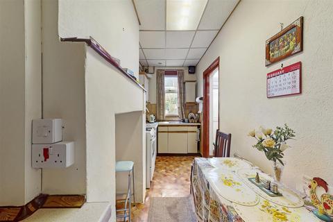 79 Fernbank Avenue, Wembley, HA0 2TT