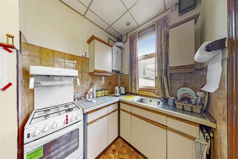 79 Fernbank Avenue, Wembley, HA0 2TT
