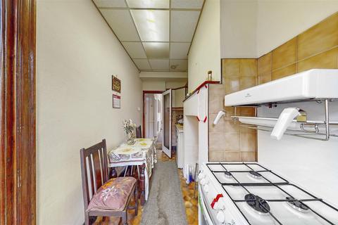 79 Fernbank Avenue, Wembley, HA0 2TT