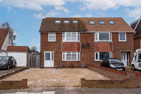 79 Burnham Road, Worthing, BN13 2NH