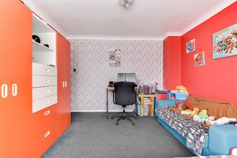 79 Burnham Road, Worthing, BN13 2NH