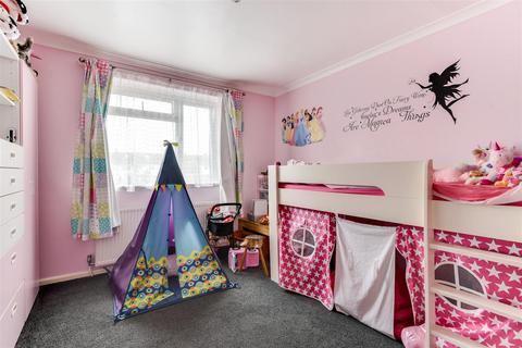 79 Burnham Road, Worthing, BN13 2NH