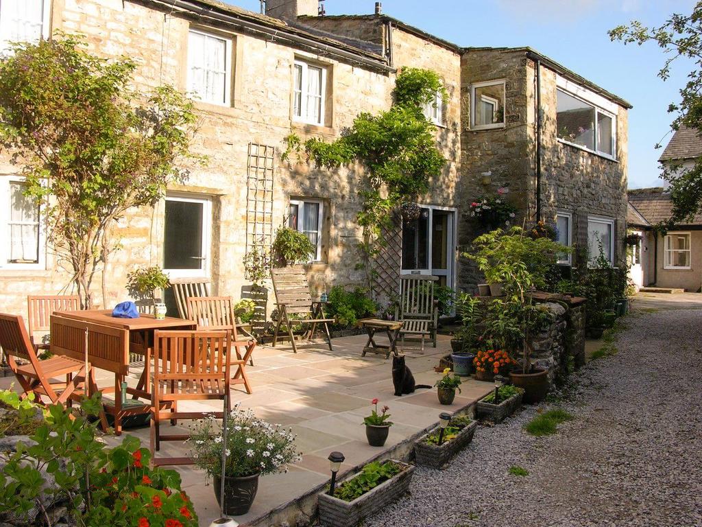Wears Fold, Kettlewell, Skipton 4 bed semidetached house for sale £