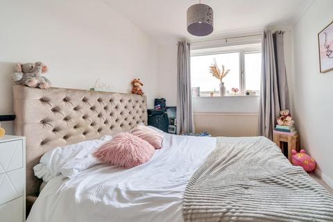 24 Bracken Road, Leigh, WN7 4XA