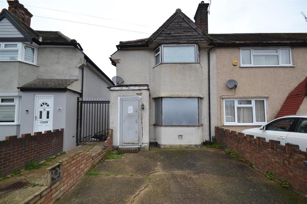 Oval Road North, Dagenham 3 bed end of terrace house £325,000