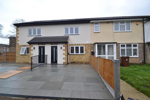 1a Calverley Crescent, Dagenham, RM10 7QU