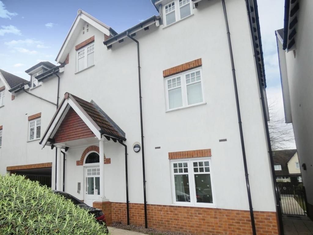 Goldieslie Road, Sutton Coldfield 2 bed ground floor flat £175,000