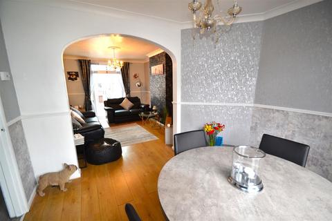 32 Alibon Road, Dagenham, RM10 8DD