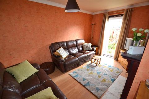 8 Macdonald Avenue, Dagenham, RM10 7DJ