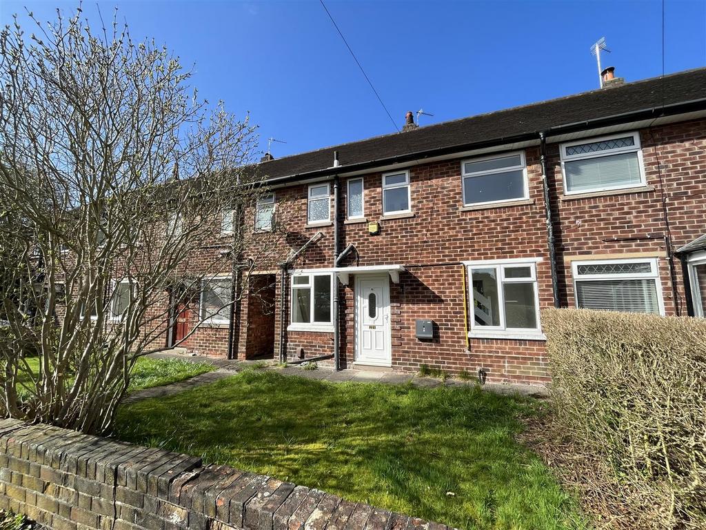 Elm Crescent, Alderley Edge 3 bed house £1,250 pcm (£288 pw)