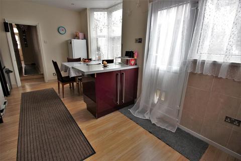 50 Chancelot Road, London, SE2 0ND