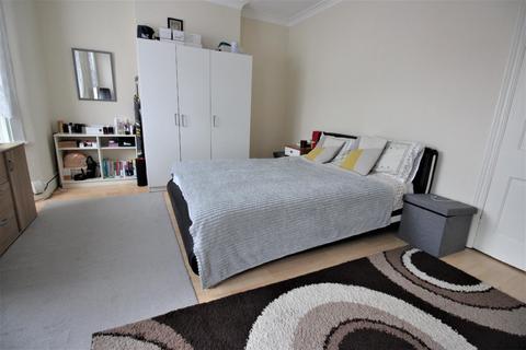 50 Chancelot Road, London, SE2 0ND