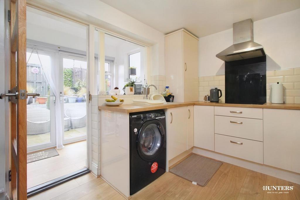 Kitchen Image 2