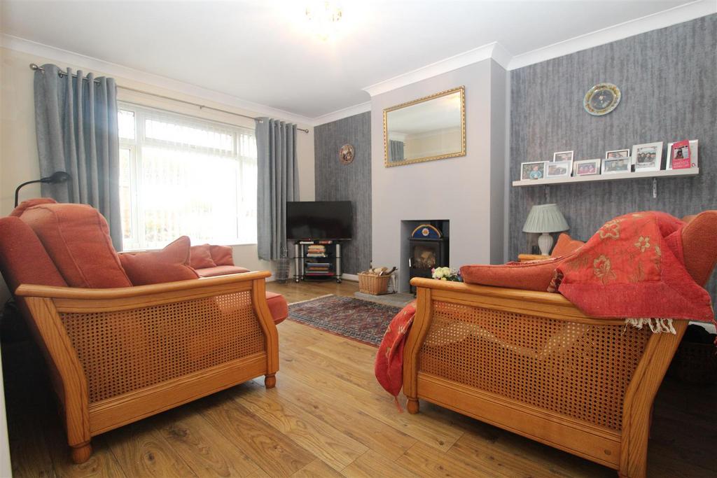 Langdale Avenue, Ramsgate 2 bed semidetached bungalow for sale £330,000
