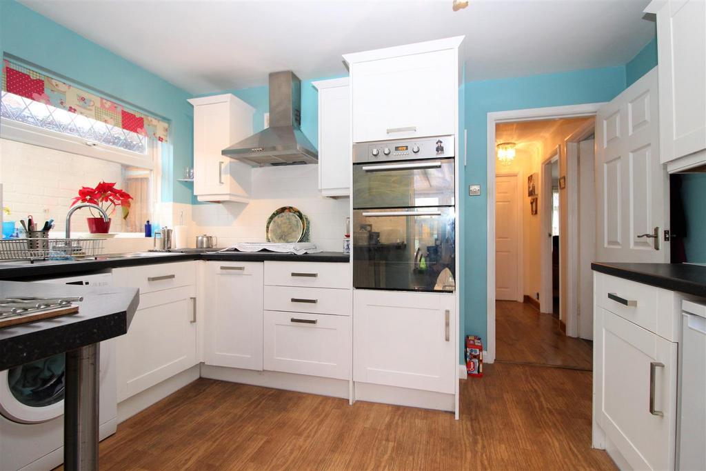 Langdale Avenue, Ramsgate 2 bed semidetached bungalow £330,000