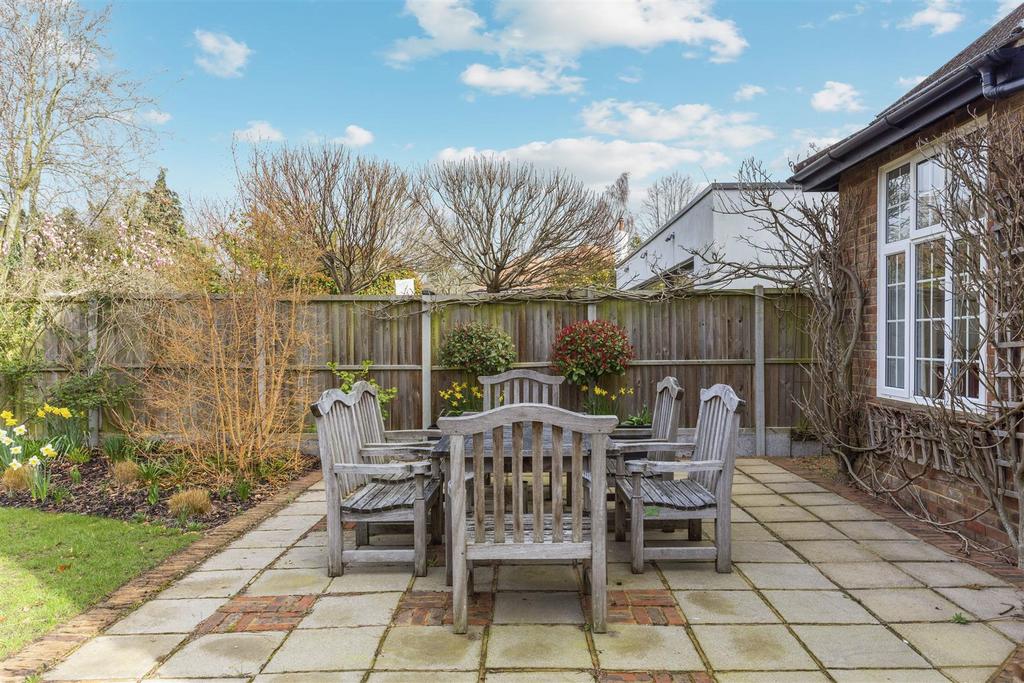 315330 Corner Cottage 39.jpg