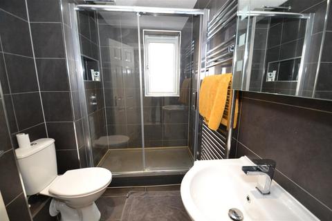 50 Chartwell Drive, Bradford, BD6 3DA