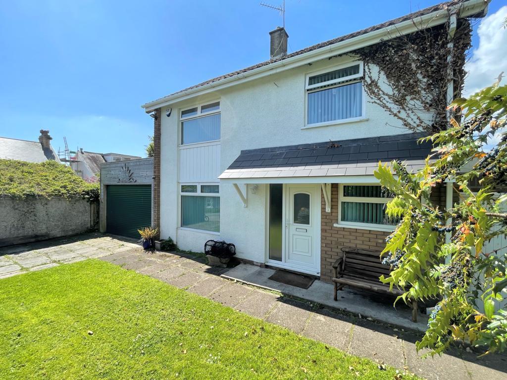 Slade Road, Newton, Swansea 3 bed detached house for sale £450,000
