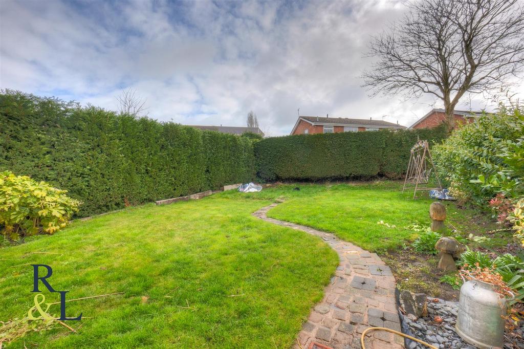 Silver Street, Whitwick 3 bed detached house £290,000