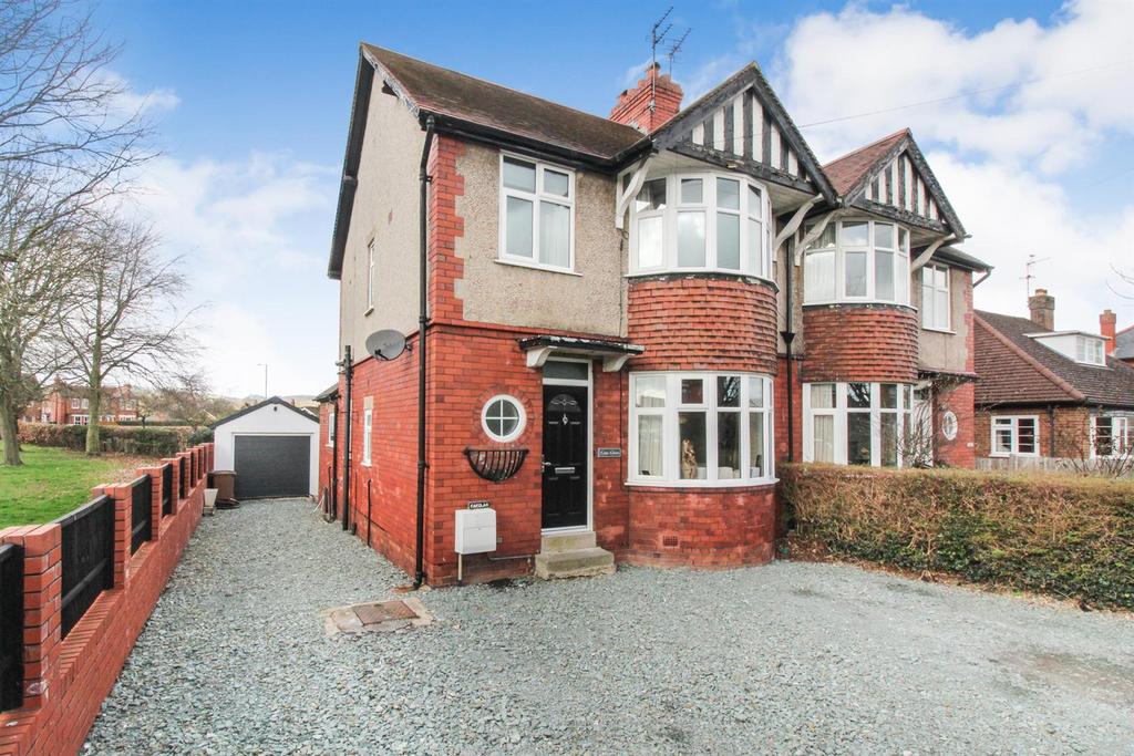 St. Martins Road, Gobowen, Oswestry 3 bed semidetached house for sale