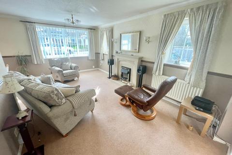4 Mickleby Close, Nunthorpe, Middlesbrough, TS7 0QX