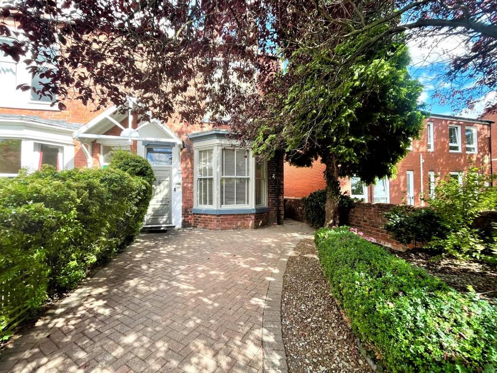 Windsor Road, Middlesbrough 5 bed terraced house for sale £285,000