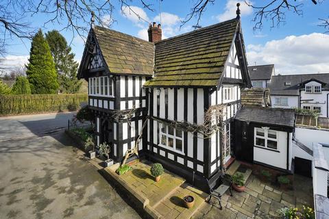 3 bedroom cottage for sale, Bank Cottage, Barton Road, Worsley, Manchester