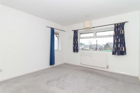 136 Clun Road, Wick, Littlehampton, BN17 7ET