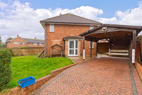 136 Clun Road, Wick, Littlehampton, BN17 7ET