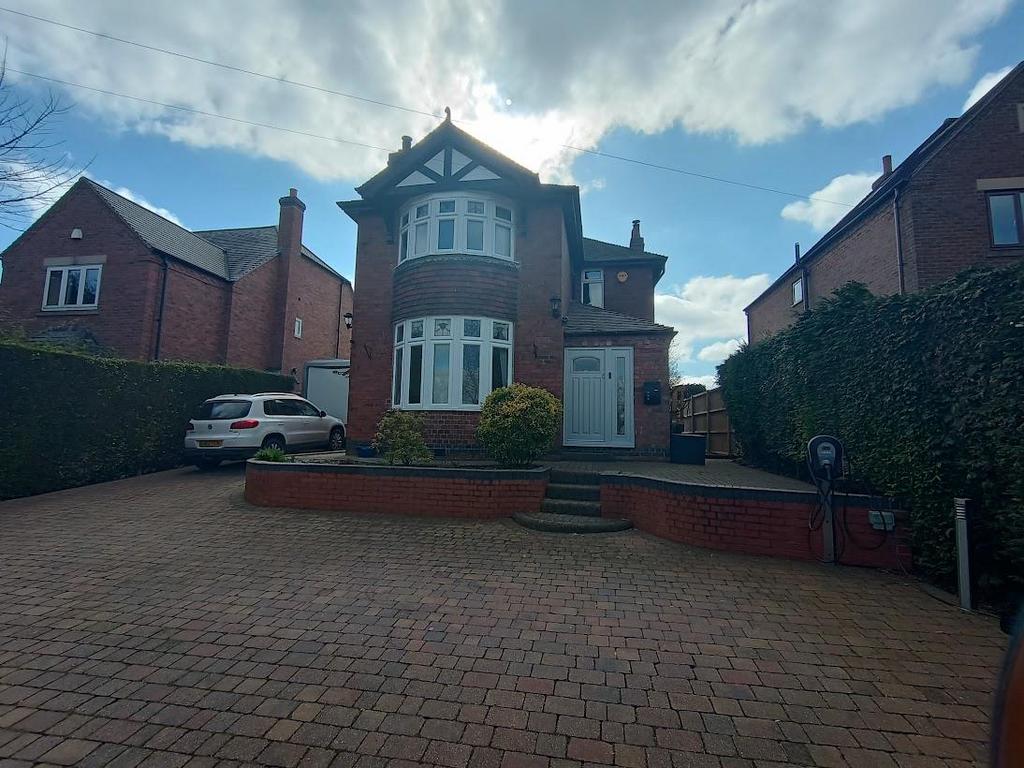 Field Lane, Burton On Trent, Staffs 3 bed detached house for sale £