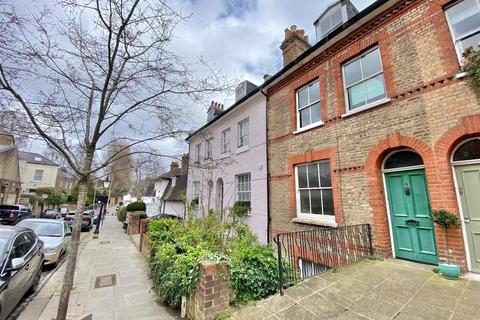 2 Well Road, London, NW3 1LJ