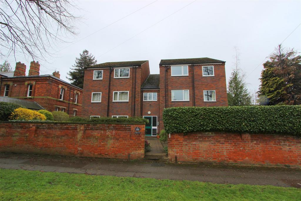 Linden Avenue, Darlington 2 bed apartment £650 pcm (£150 pw)