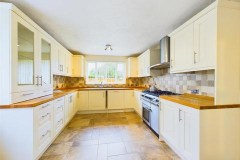 4 bedroom detached house for sale, Townshend Road, Dereham