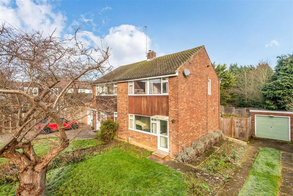 Madison Way, Sevenoaks 3 bed semi-detached house for sale - £595,000